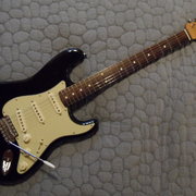 Myydään: Fender Classic Series '60s Stratocaster RW BK MIM 2009 (#2041981) Myydään: Fender Classic Series '60s Stratocaster RW BK MIM 2009 (#2041981)