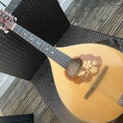 Myydään: Mandola - Hora (#2041986) Myydään: Mandola - Hora (#2041986)