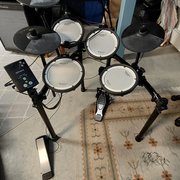 Myydn: Roland Td-1 V-Drums (#2041990)