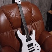 Myydään: FGN Mythic (#2042054) Myydään: FGN Mythic (#2042054)