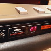 Vaihdetaan: Yamaha SPX50D + Yamaha MFC05 Midi Foot Controller (#2042366)