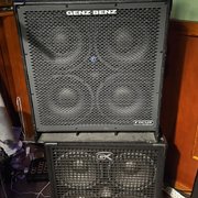 Myydään: Gallien-Krueger 700W nuppi + Gallien Krueger RBX kaappi (#2042529) Myydään: Gallien-Krueger 700W nuppi + Gallien Krueger RBX kaappi (#2042529)