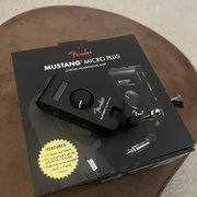 Myydn: Fender Mustang micro plus (#2042573)