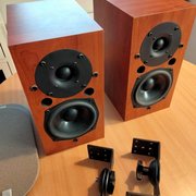 Myydn: Tyylikkäät Audio Pro 2-tie HiFi kaiuttimet (#2042575)