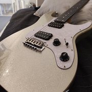 Myydään: Jet Guitars JS-500 Silver Sparkle (#2042780) Myydään: Jet Guitars JS-500 Silver Sparkle (#2042780)