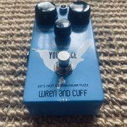 Myydään: Wren and Cuff Your Face 60s Fuzz (#2042845) Myydään: Wren and Cuff Your Face 60s Fuzz (#2042845)