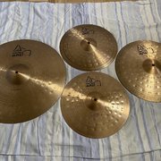 Myydn: Paiste Alpha symbaalit (#2042854)