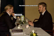 12.10.2012 21:46  -  960×638  -  69 kt.