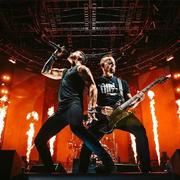 Orkesteri hakee: Basistia Creed-coverbändiin? (#204653)